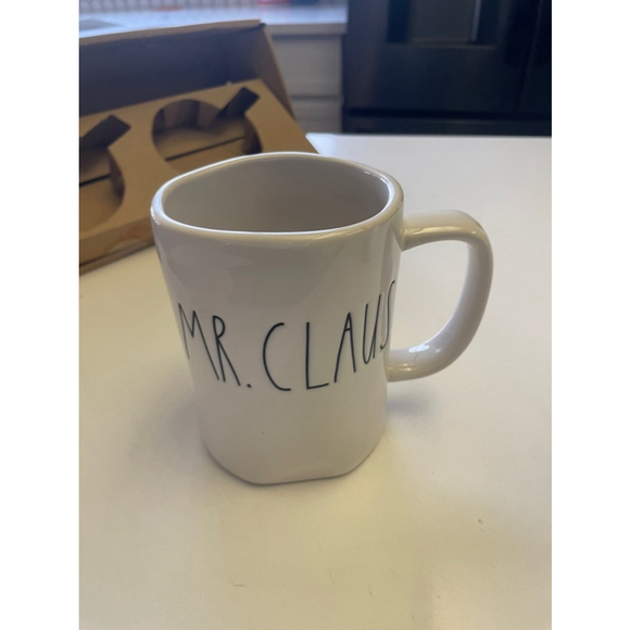 Rae Dunn Mr. & Mrs. Claus Mug Set White. Christmas seasonal - Picture 4 of 6